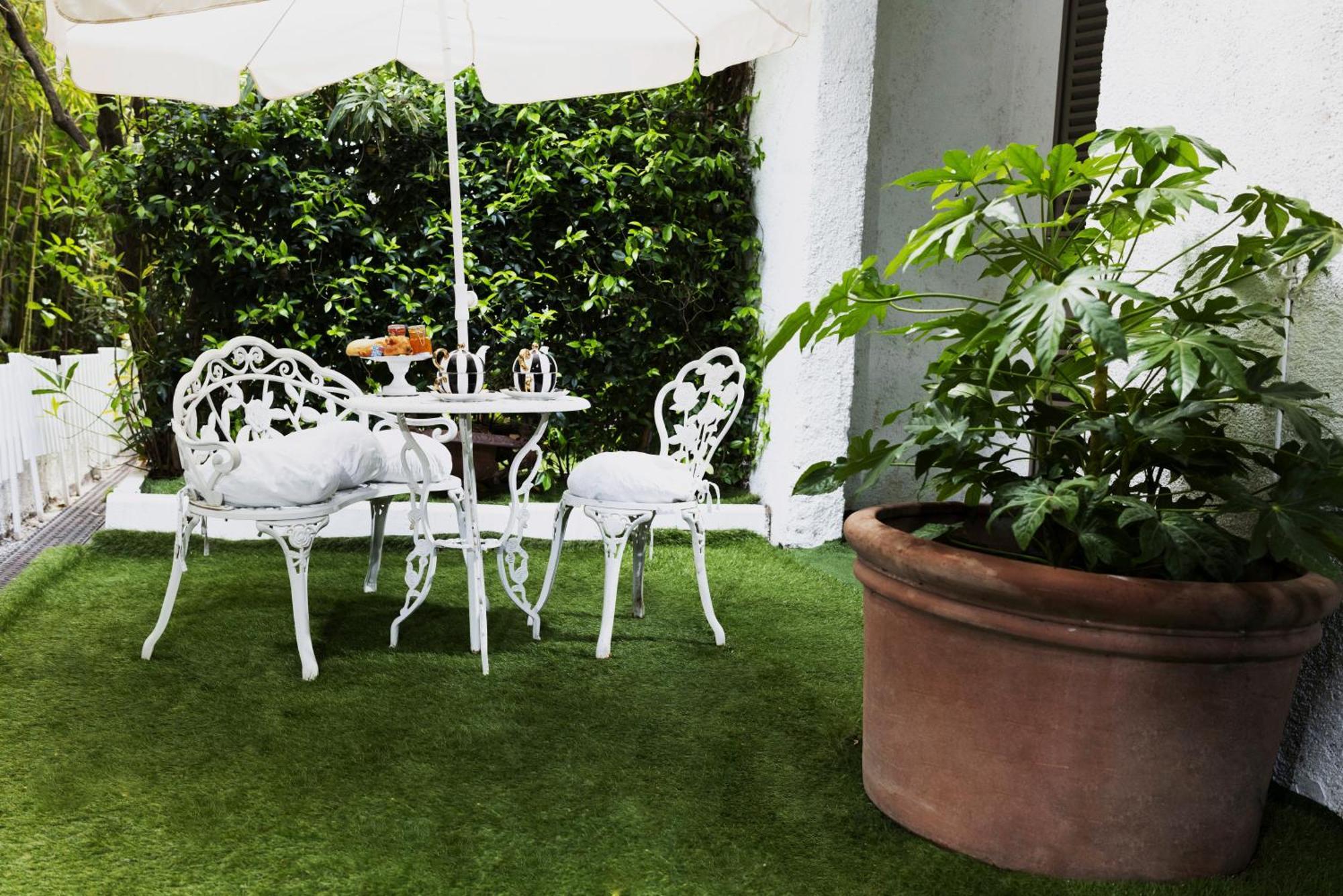 Les Canoubiers Luxe Et Serenite Au Coeur De Saint-Tropez Suites Spacieuses Avec Jardin Enchanteur Exterior foto